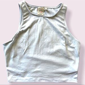 White razor back crop top